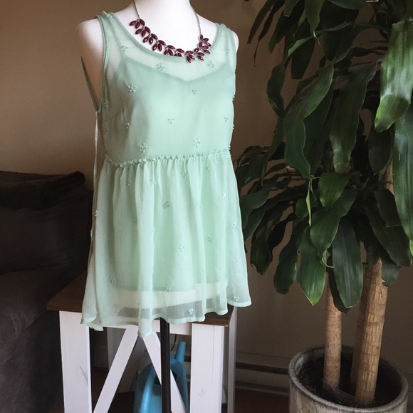 Lauren Conrad Top - Picture 3 of 7